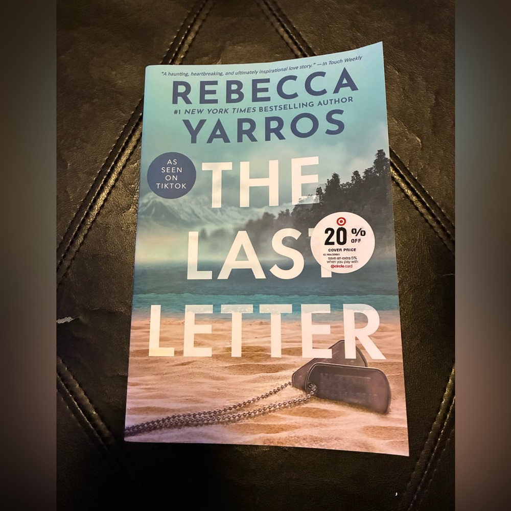 Rebecca Yarros - The Last Letter (Blue Beach Cover)
